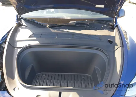 2023 Tesla Model Y Awd/Long Range Dual Motor All-Wheel Drive from USA, damaged, VIN 7SAYGDEE9PA075463